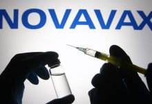 नोवावैक्स स्टॉक मैन्युफैक्चरिंग प्रॉब्लम्स के रूप में कथित तौर पर फर्म के कोविद -19 वैक्सीन को प्रभावित करता है