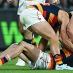afl-fines-adelaide-crows-and-players-for-metal-studs-violation