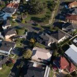 australian-house-prices-surge-amid-economic-uncertainty