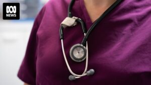 calls-for-part-time-study-options-to-ease-burden-on-australian-medical-students