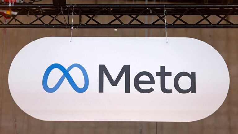 meta-unveils-revolutionary-wrist-device-for-gesture-based-control