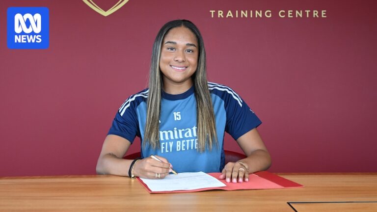 olivia-smith-becomes-first-million-pound-player-in-women-s-football