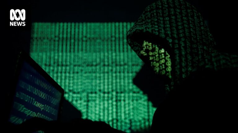 scattered-spider-hackers-target-airlines-qantas-among-latest-victims