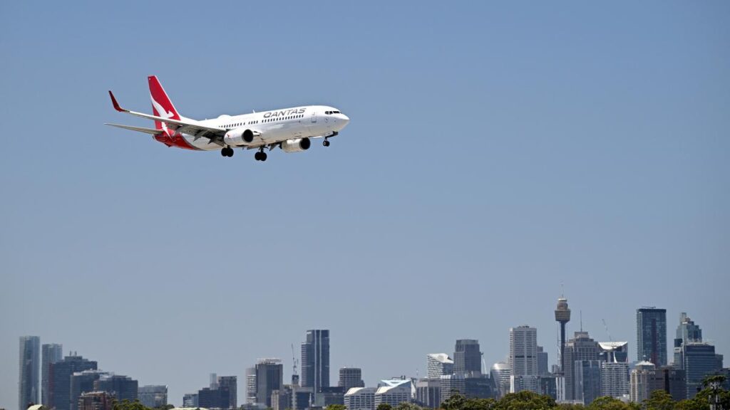 QANTAS STOCK