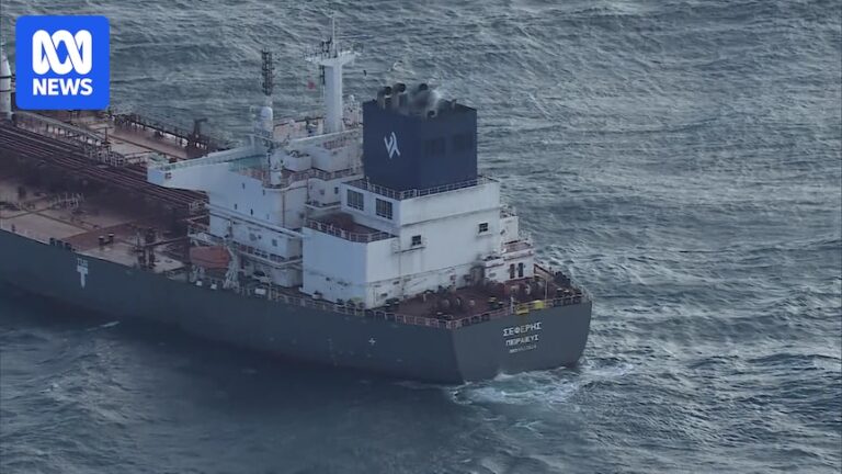 tanker-docking-in-australia-raises-concerns-over-russian-oil-sanctions