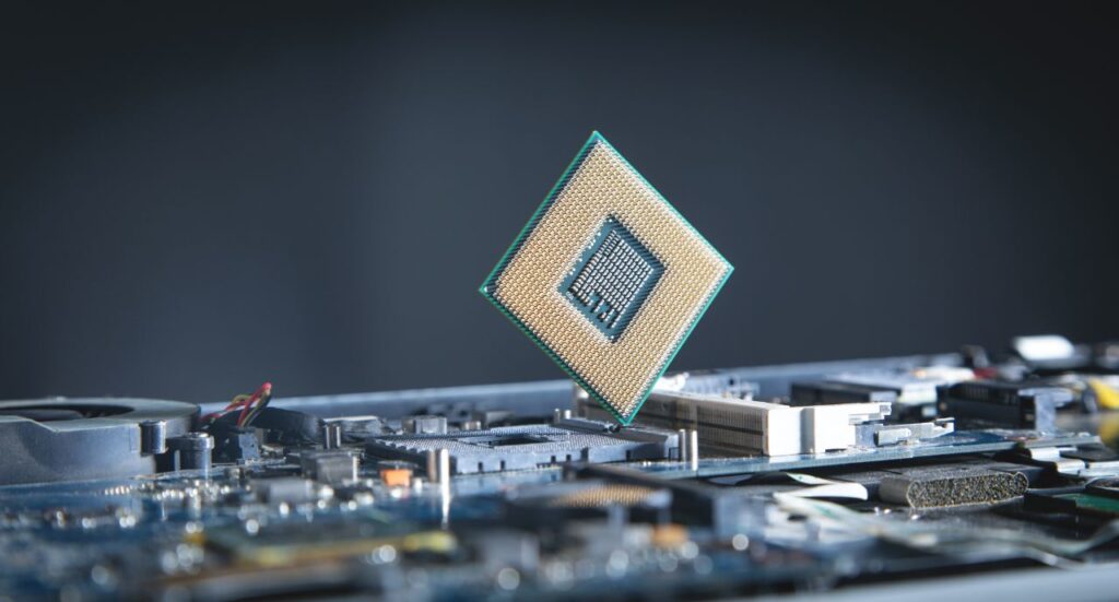 tech-giants-compete-in-quantum-computing-with-cold-atom-innovations