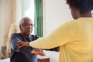telehealth-physio-program-revolutionizes-fall-prevention-for-seniors