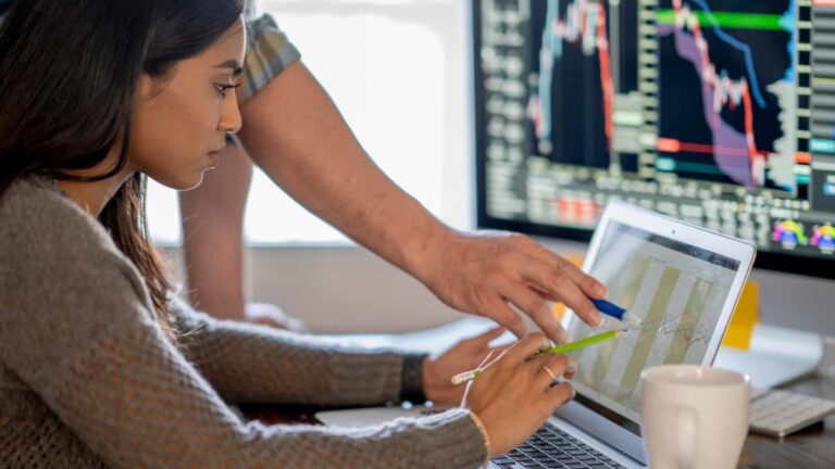 top-asx-dividend-shares-to-consider-in-october-expert-insights