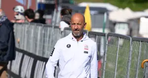 uae-team-challenges-visma-s-tactics-in-tour-de-france-strategy