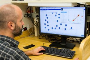 uc-irvine-researchers-unveil-squid-s-color-changing-secrets