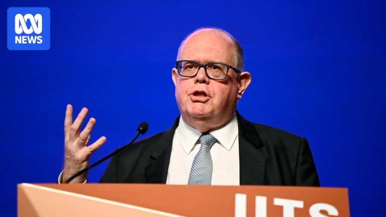 uts-executives-spend-140-000-on-us-trip-amid-staff-cuts