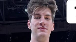 viral-photo-of-tracy-wolfson-and-7-foot-9-olivier-rioux-captivates-fans