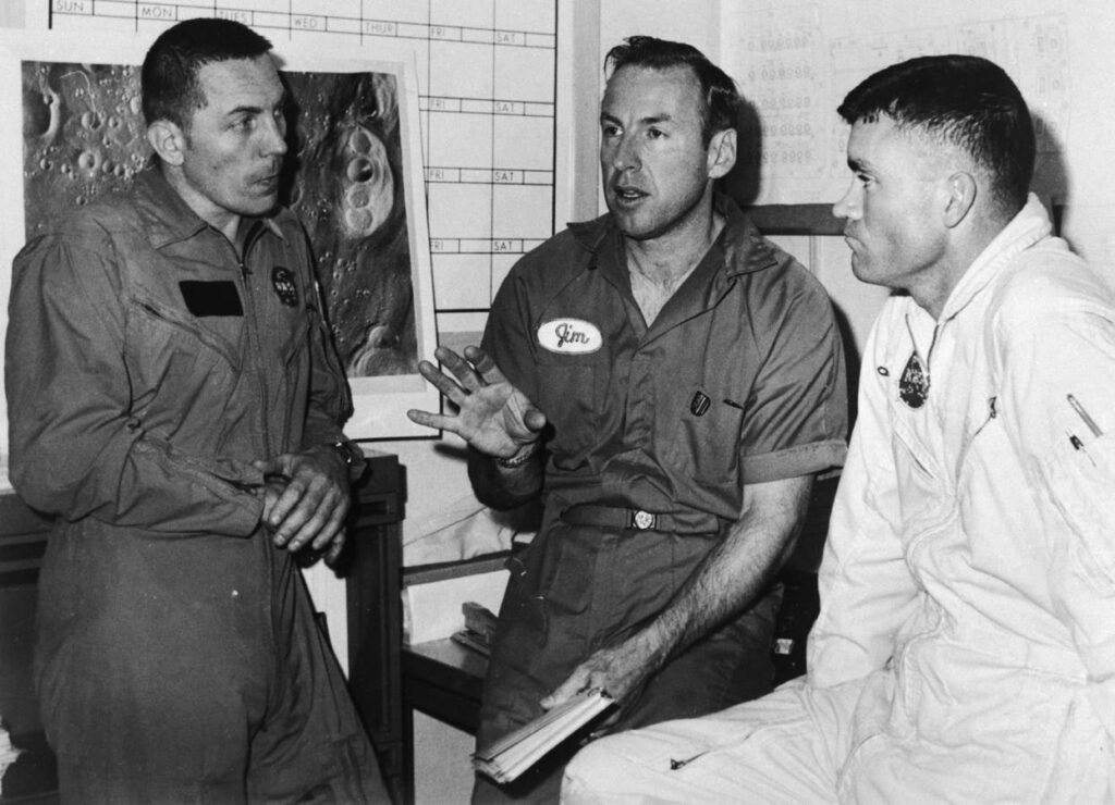 astronaut-jim-lovell-a-legacy-of-perseverance-and-resilience