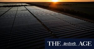 australia-nears-2030-emissions-goal-but-experts-urge-more-action