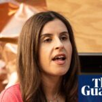 bendigo-writers-festival-faces-backlash-over-controversial-speaker-code