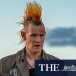 darren-aronofsky-s-caught-stealing-explores-new-york-s-gritty-heart