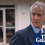 david-strathairn-on-the-arts-authoritarianism-and-his-latest-role