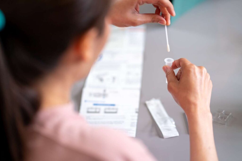 deniliquin-health-advisory-urges-vigilance-against-flu-and-covid