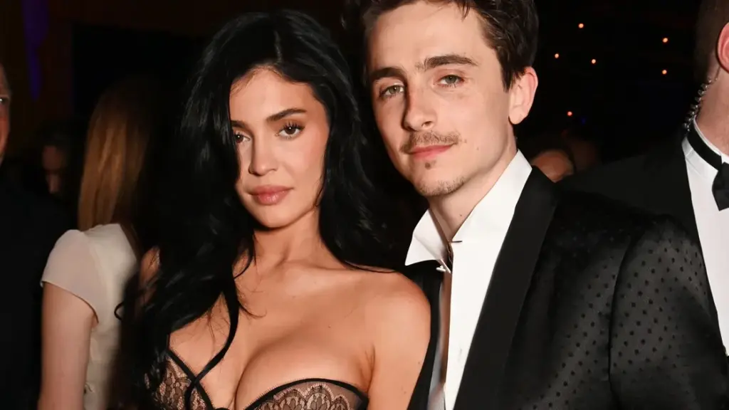 kylie-jenner-and-timoth-e-chalamet-are-they-still-together-