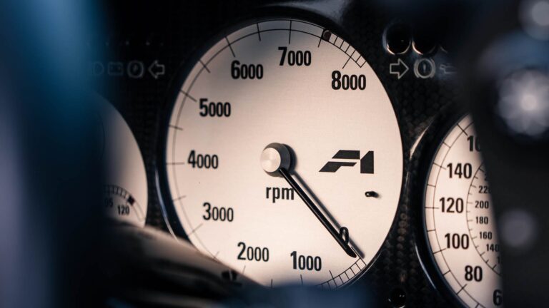 mclaren-f1-set-to-break-auction-records-with-23-million-estimate