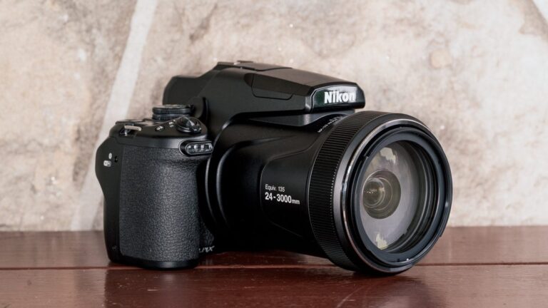 nikon-coolpix-p1100-a-closer-look-at-its-unmatched-zoom-power-and-limitations