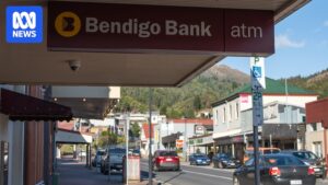 queenstown-faces-financial-isolation-as-last-bank-prepares-to-close