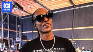 snoop-dogg-to-headline-afl-grand-final-pre-game-show-amid-past-visa-controversy