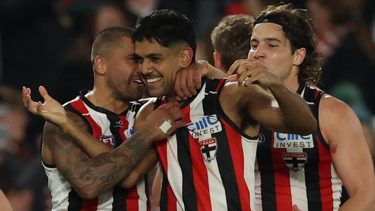st-kilda-faces-financial-gamble-with-high-profile-afl-signings