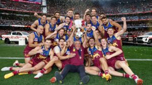 afl-faces-backlash-over-snoop-dogg-s-grand-final-performance-amid-controversy
