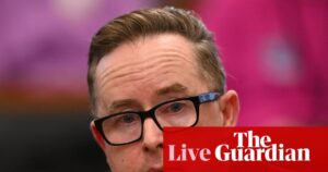 alan-joyce-s-3-8m-bonus-amid-qantas-controversies-and-corporate-turmoil