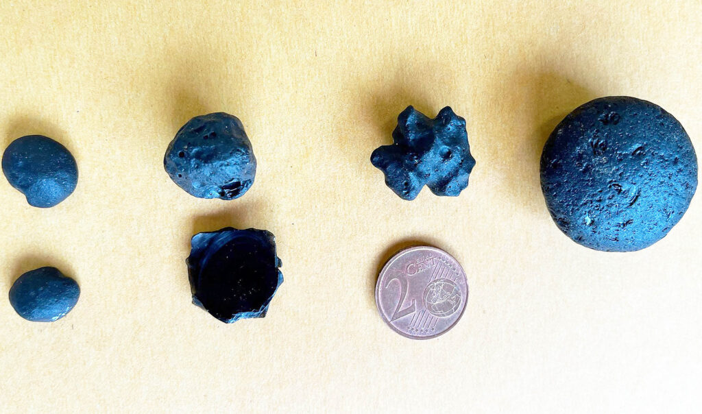 ancient-asteroid-impact-uncovered-in-australia-through-cosmic-glass