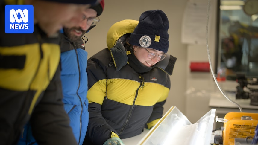 antarctic-scientists-begin-analyzing-million-year-old-ice-core-samples