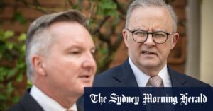 australia-faces-criticism-over-emissions-targets-amid-cop-hosting-dispute