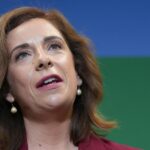 australia-s-social-media-ban-for-under-16s-sparks-debate-amid-new-guidelines