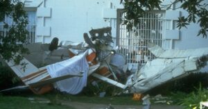 drunk-pilot-s-1994-white-house-crash-a-historical-incident