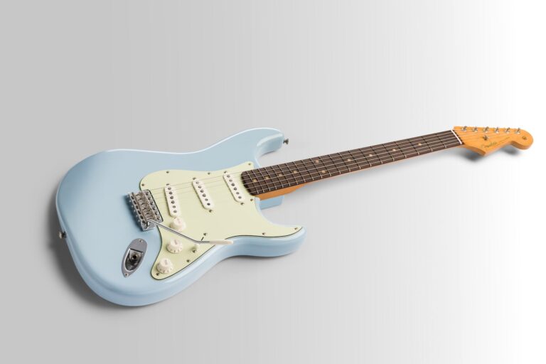 fender-unveils-limited-edition-vintera-ii-road-worn-series-guitars