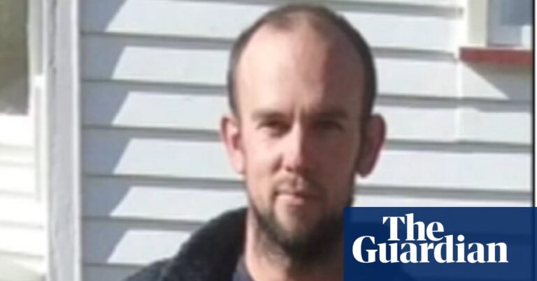 fugitive-father-tom-phillips-killed-in-police-shootout-in-new-zealand