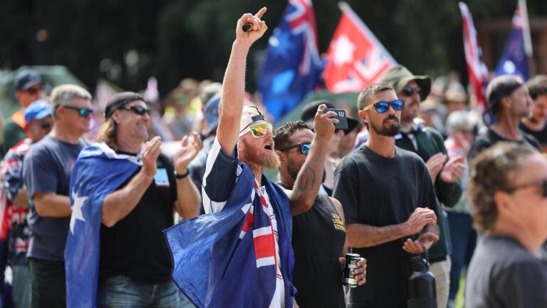 hundreds-rally-in-perth-to-honor-charlie-kirk-and-protest-government-policies