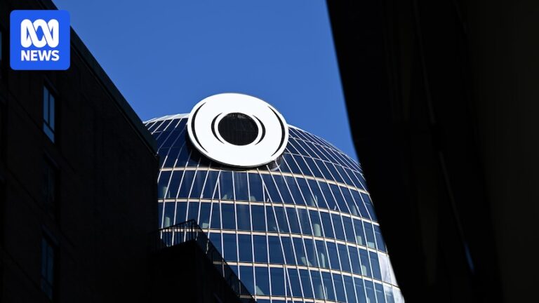 macquarie-to-compensate-investors-amid-market-volatility-and-rate-cut-uncertainty