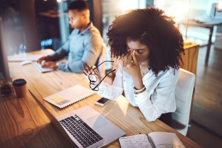 mental-health-crisis-why-90-of-knowledge-workers-aren-t-performing-at-their-best