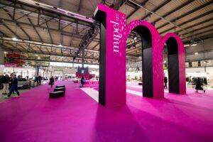 mipel-2025-a-global-showcase-for-leather-goods-trends-amid-olympic-preparations
