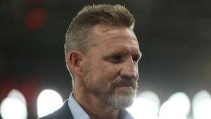 nathan-buckley-reacts-to-steven-king-s-appointment-as-melbourne-coach