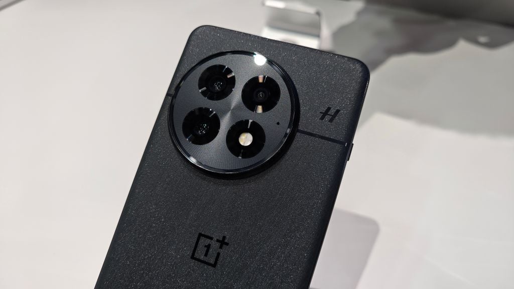 oneplus-ends-hasselblad-partnership-develops-own-camera-technology