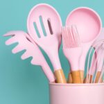 silicone-vs-plastic-understanding-their-role-in-the-kitchen