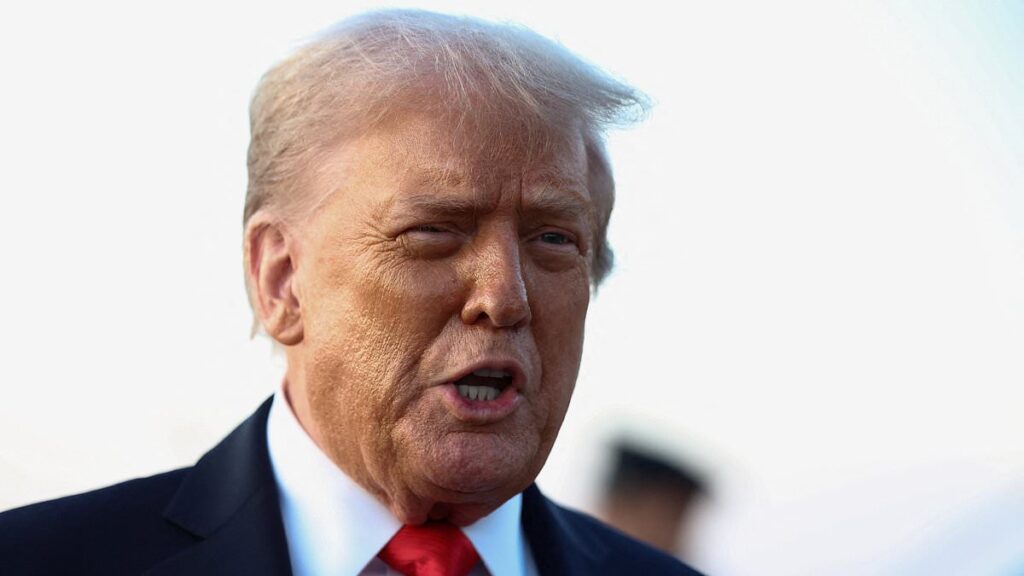 trump-considers-new-sanctions-on-russia-amid-heightened-tensions