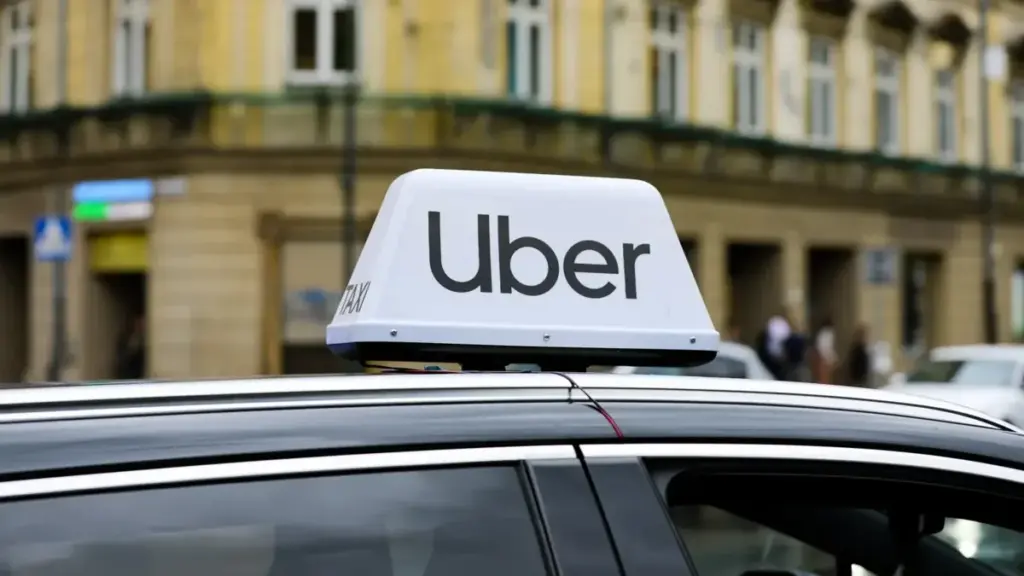uber-introduces-prepaid-passes-to-cut-commuting-costs-amid-return-to-office