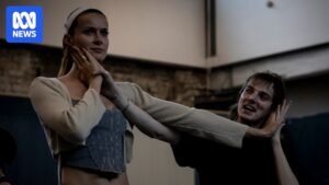 virginia-woolf-s-orlando-reimagined-queer-joy-takes-center-stage