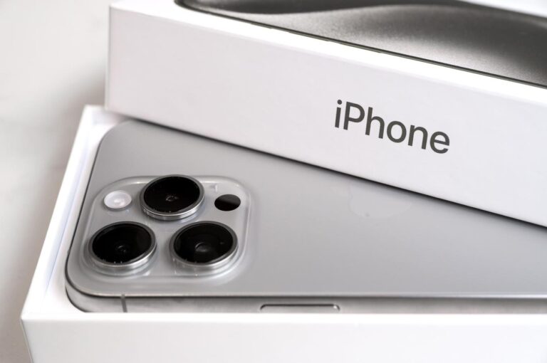 apple-s-iphone-deals-camera-innovations-and-ai-departures