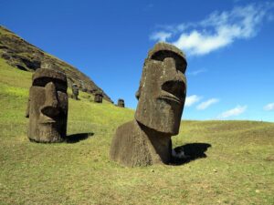 archaeologists-uncover-how-moai-statues-walked-across-easter-island