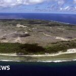 australia-begins-controversial-deportation-of-detainees-to-nauru